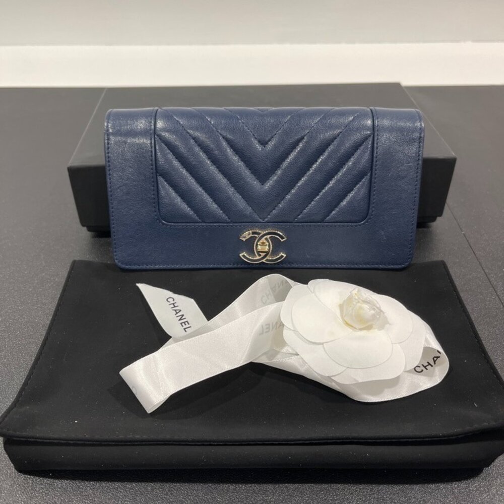 Chanel Sheepskin Chevron Quilted Mademoiselle Flap Wallet Navy (144712)